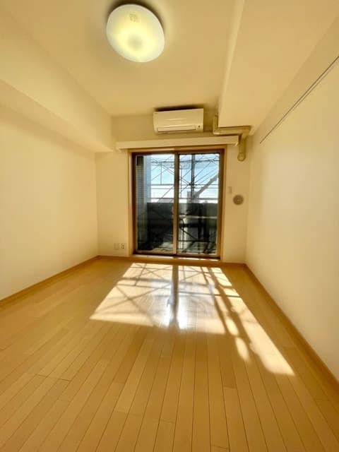 Preview interior of Residia Omori