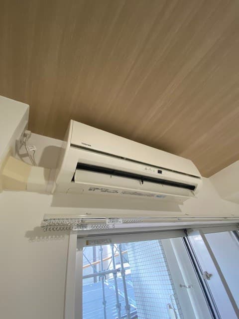 Room image 11