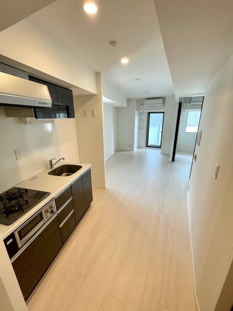 Room image 10