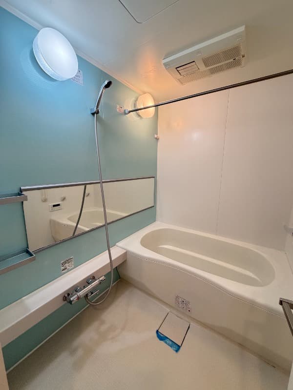 Room image 9