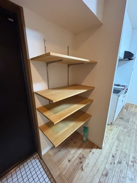 Room image 8