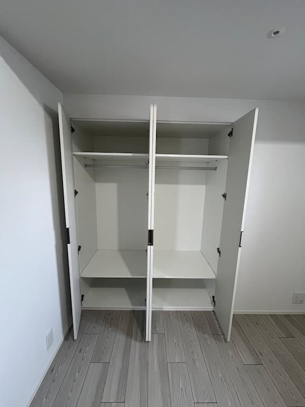 Room image 12