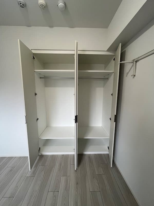 Room image 13