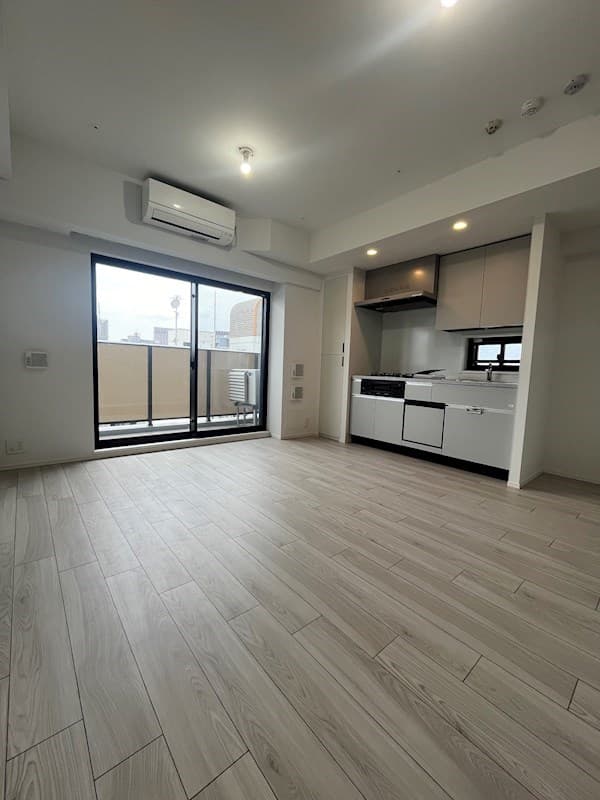 Room image 15
