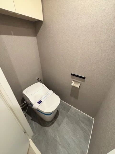 Room image 9