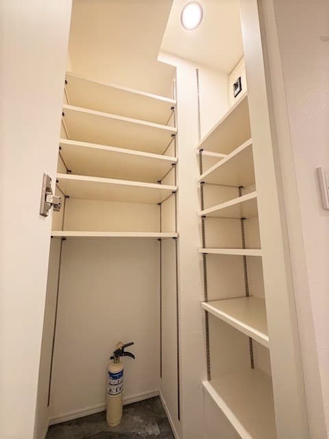 Room image 14