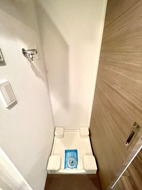 Room image 9
