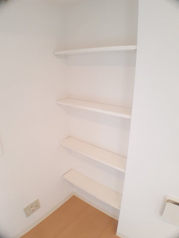 Room image 14