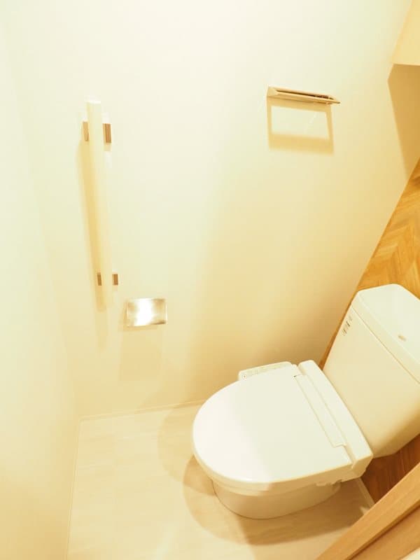 Room image 9