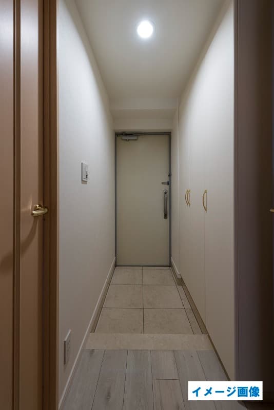 Room image 11