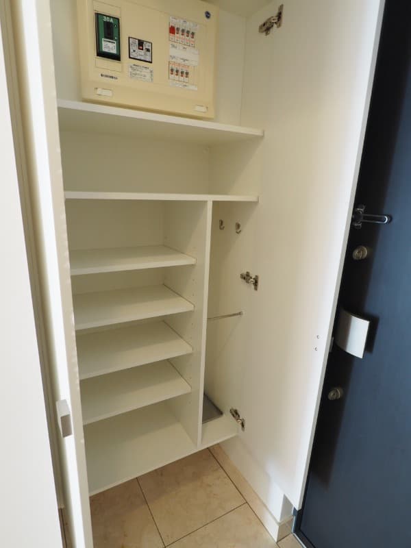 Room image 11