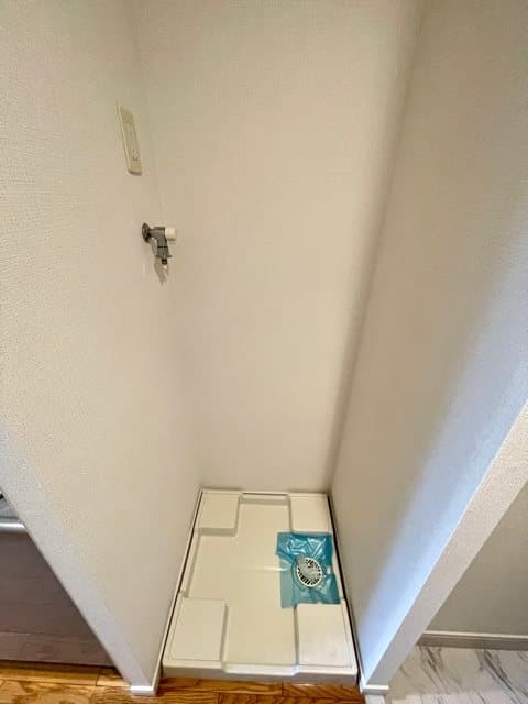 Room image 9