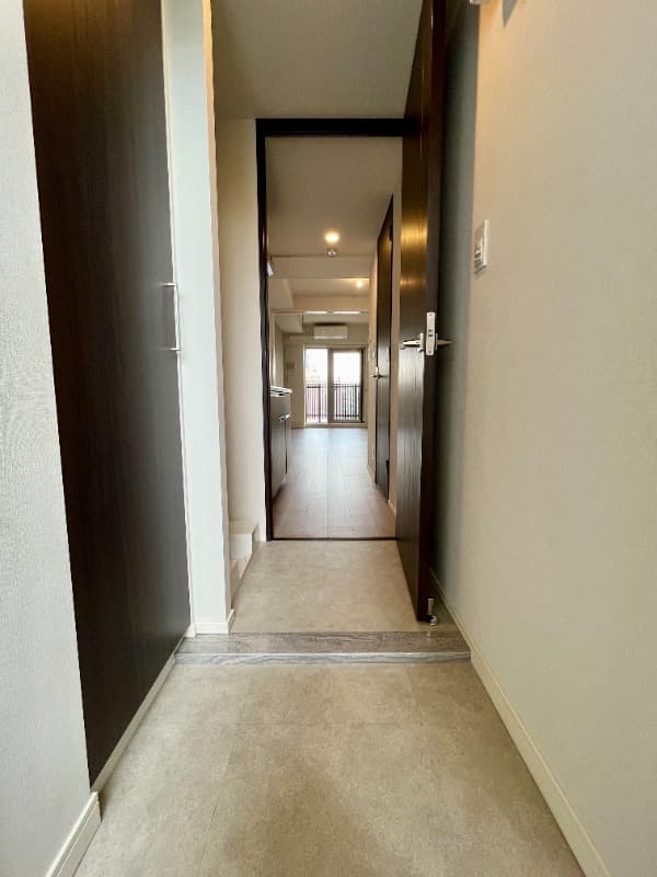 Room image 15