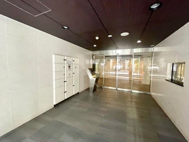 Room image 13