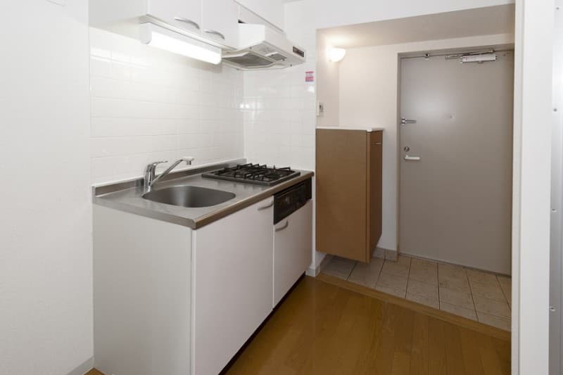 Room image 8