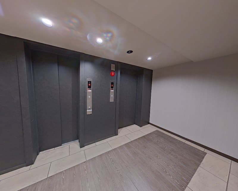 Room image 10