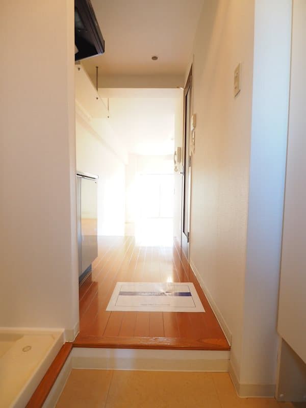 Room image 8