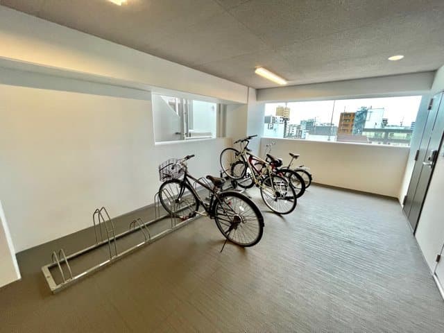 Room image 10