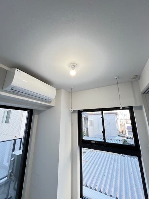Room image 15