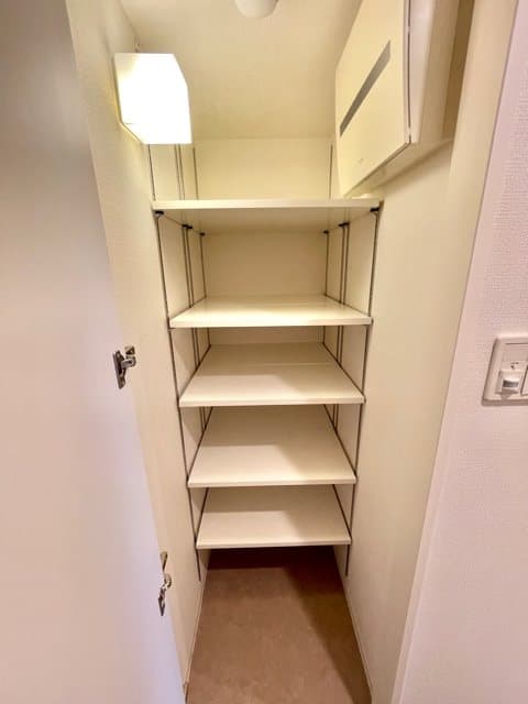 Room image 12