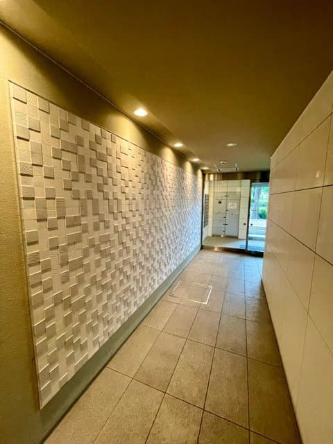 Room image 15