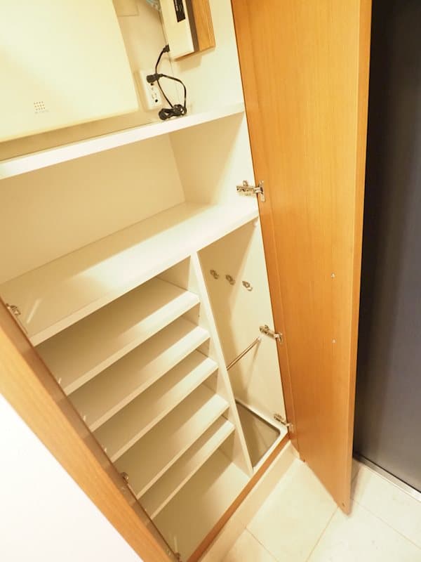 Room image 11