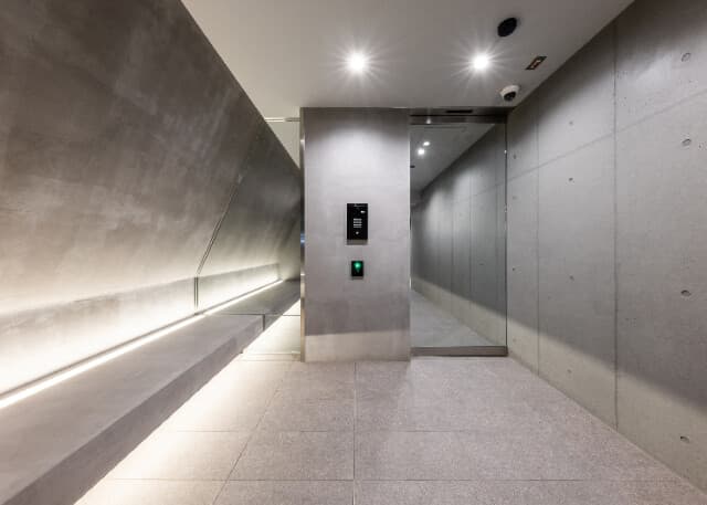 Preview interior of Due Kameido III