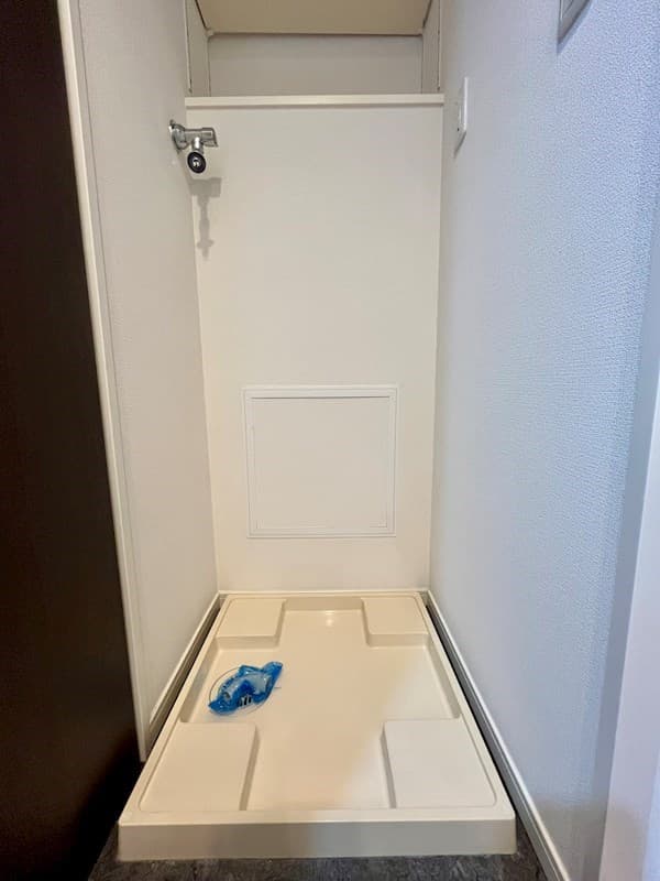 Room image 11