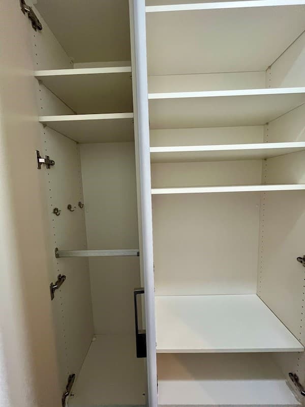 Room image 13