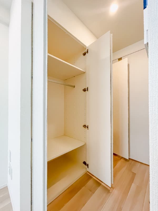 Room image 12