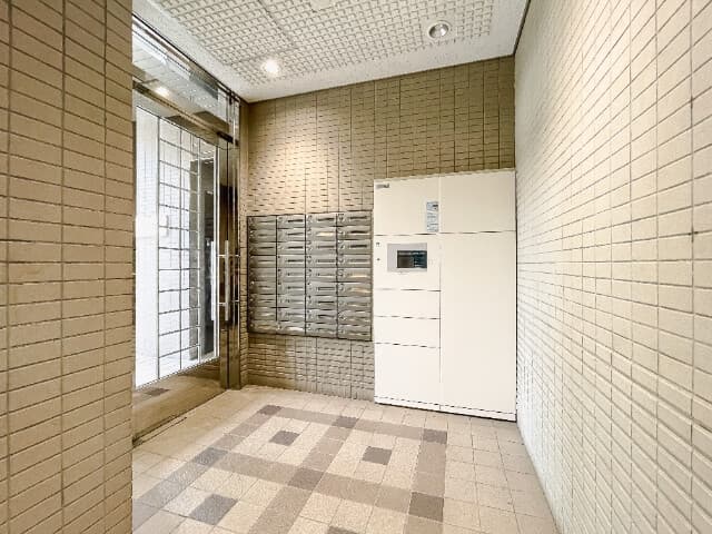 Preview interior of Residence Edogawabashi