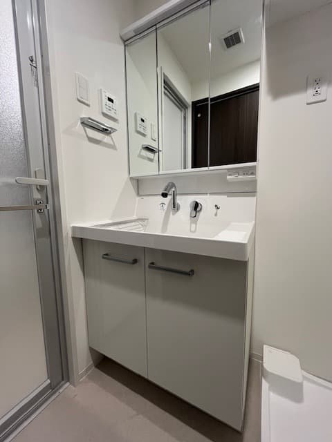 Room image 14