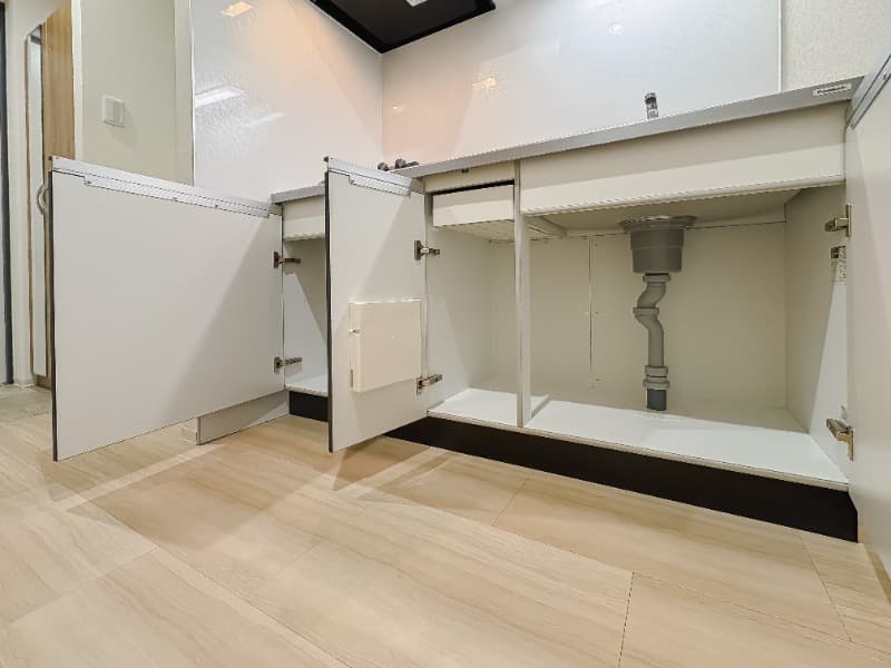 Room image 12
