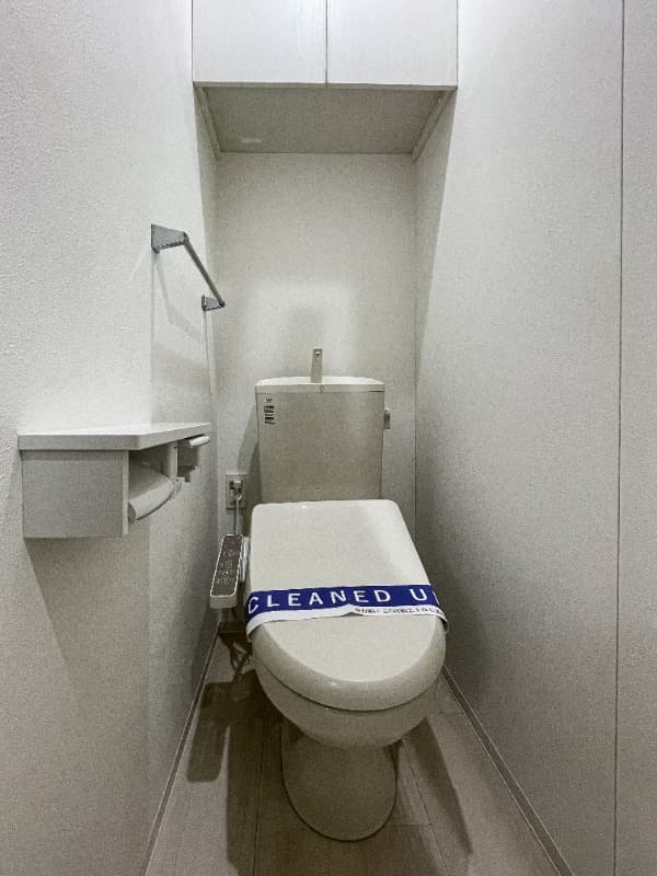 Room image 8