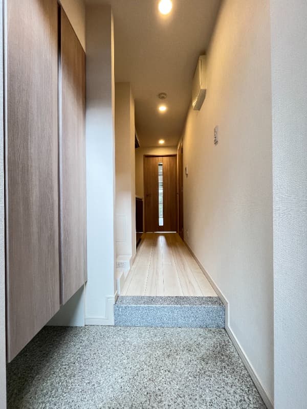 Room image 12