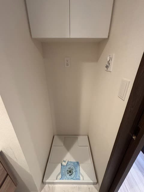 Room image 9