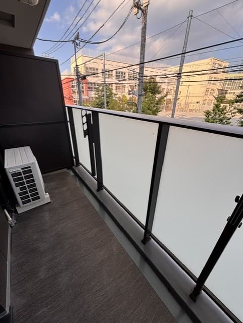 Room image 13