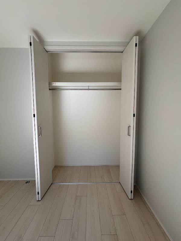 Room image 14