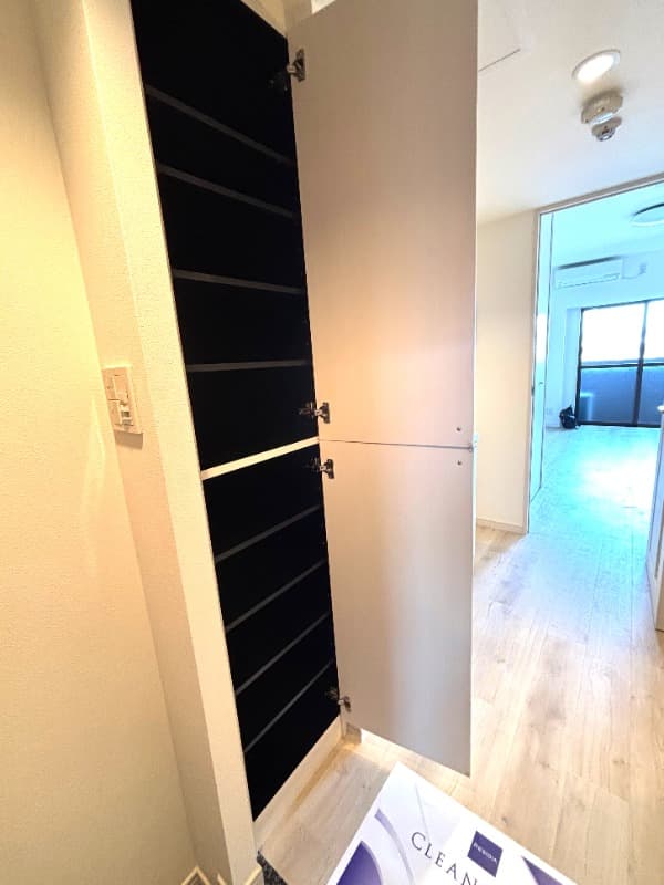Room image 9