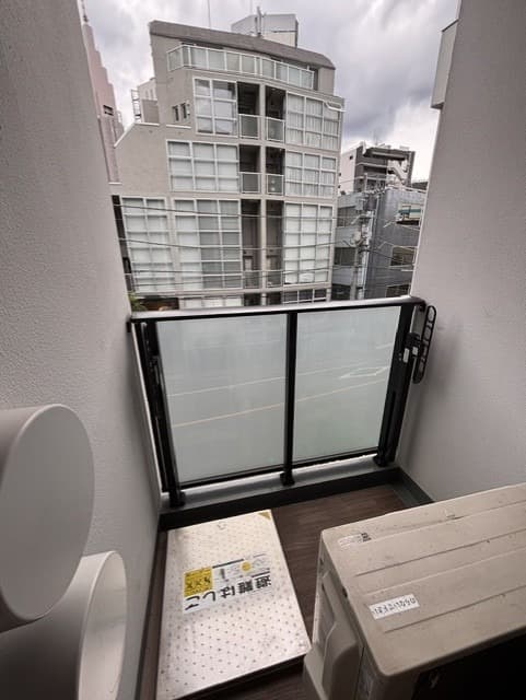 Room image 9