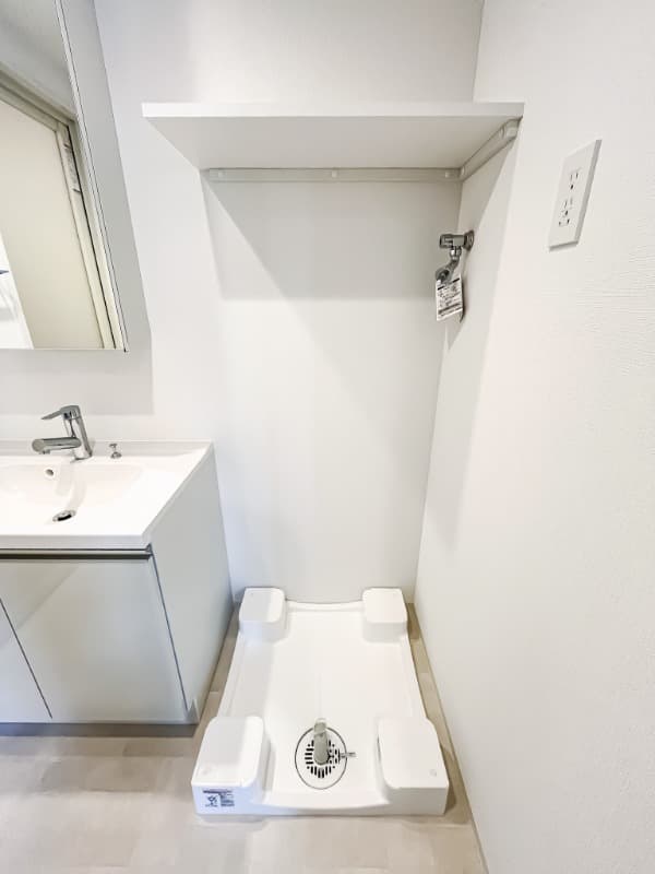Room image 12