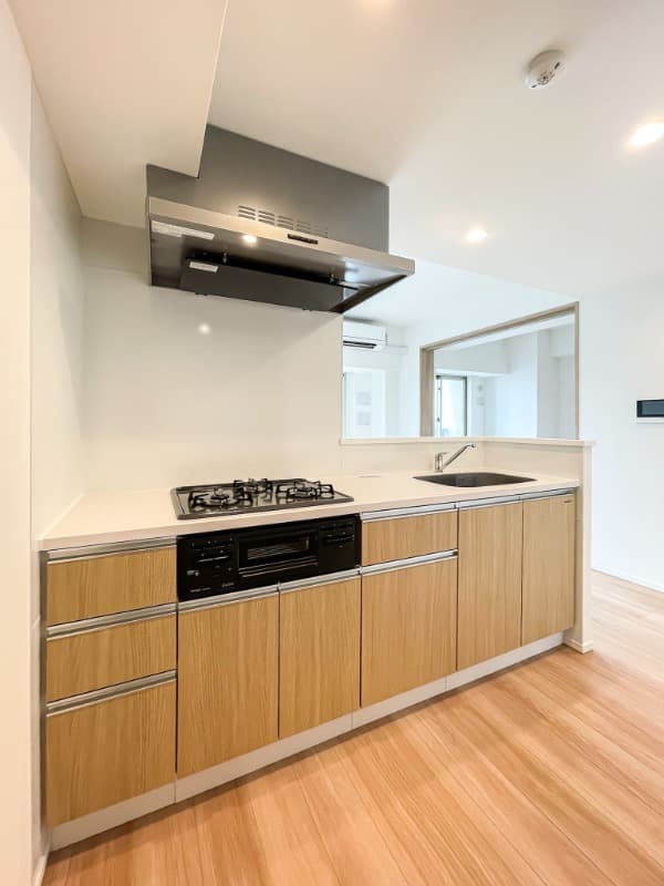 Room image 8