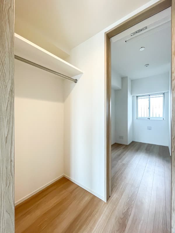 Room image 15