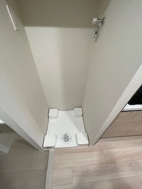 Room image 11