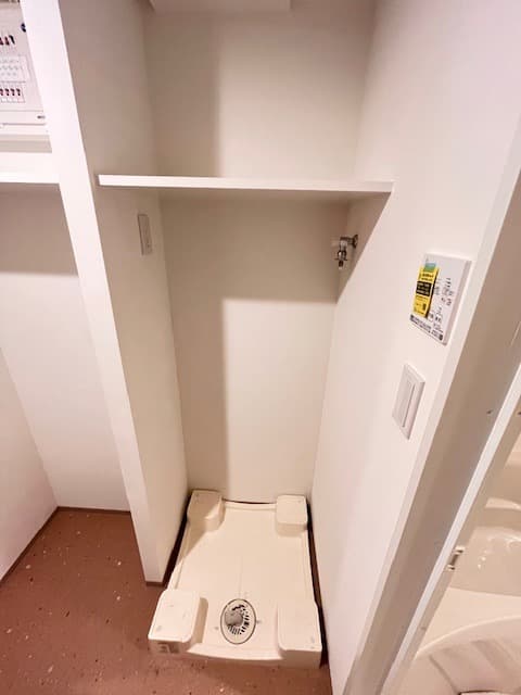 Room image 15
