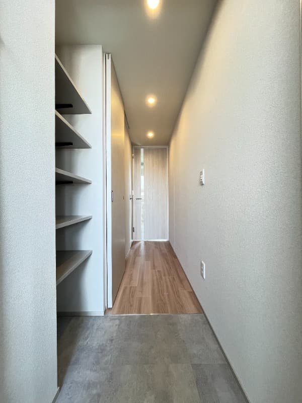 Room image 13