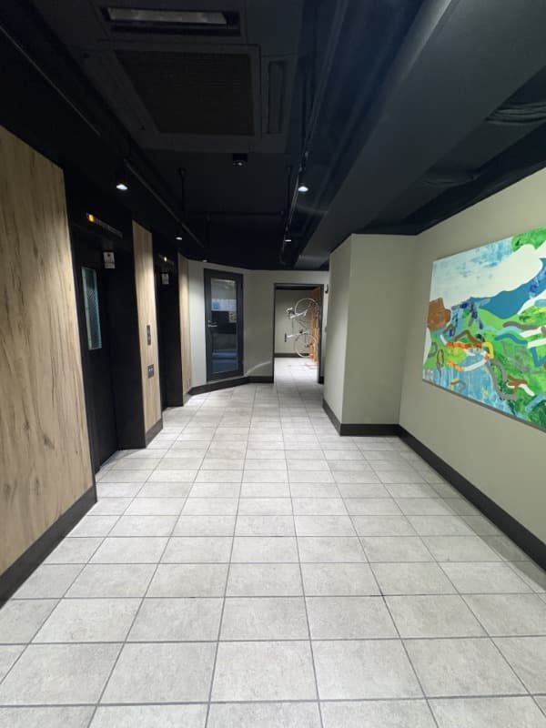 Room image 15