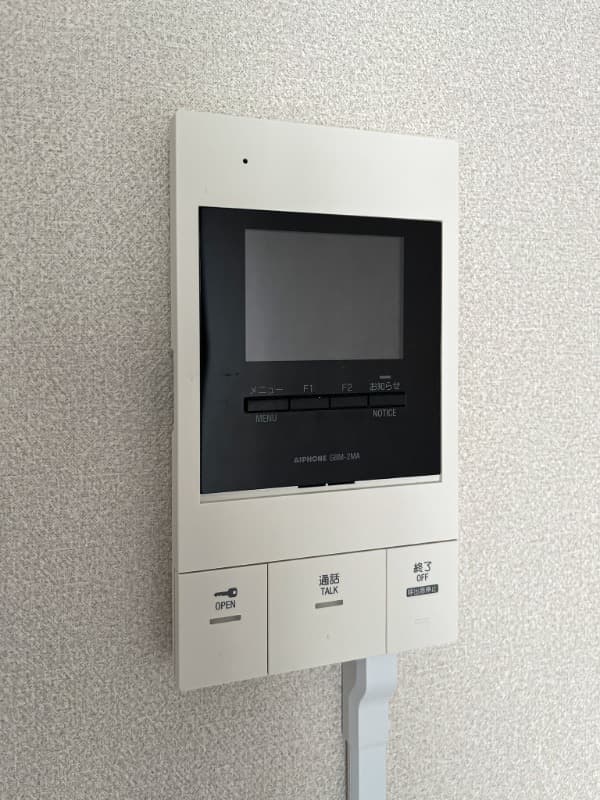 Room image 15