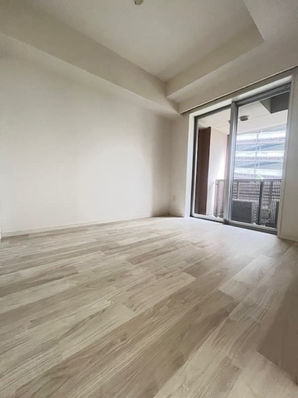 Room image 9