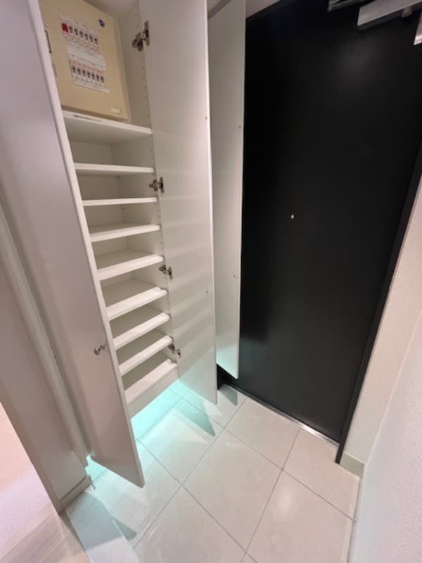 Room image 13